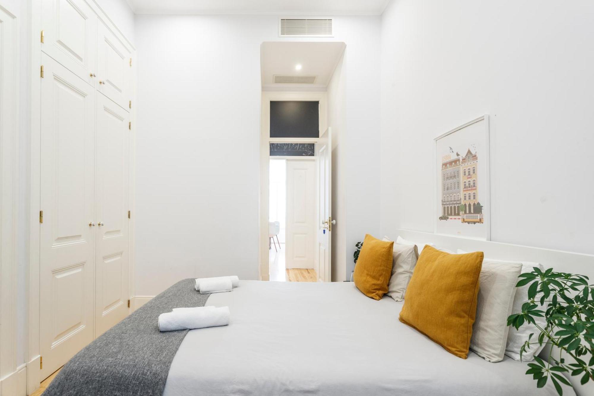Bedrooms In Shared In Modern In Downtown * Lisbon